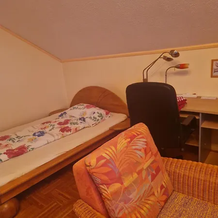 Am Stadtrand Apartamento *