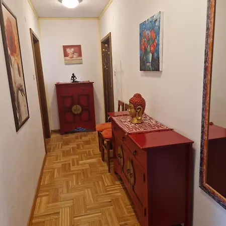 Am Stadtrand Sankt Poelten